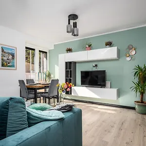 Apartament Praga Stadion 2-bedroom Apartament, Warszawa