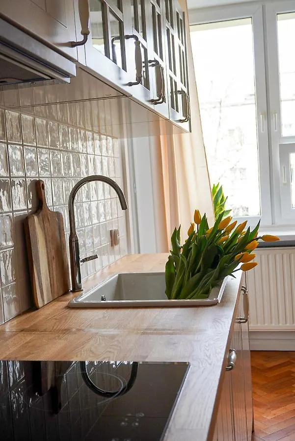 Retro Apartment Warsaw Praga District